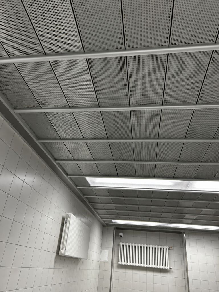 GIF Schallschluckdecke mit Zuluftfunktion
